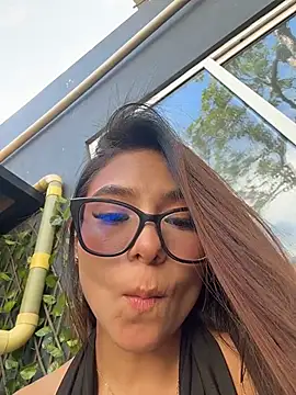 amira_cute2