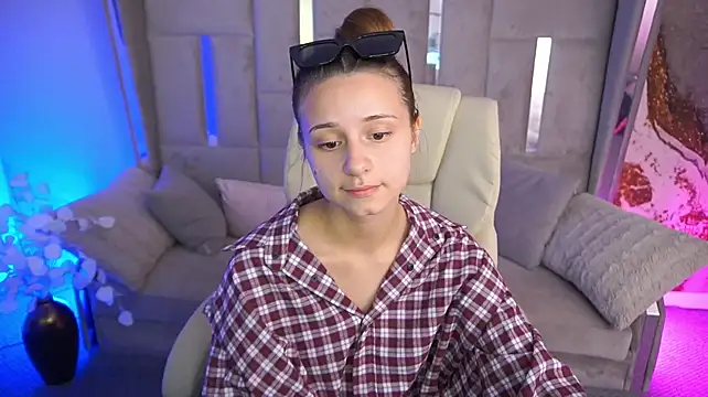 TinyNatalie