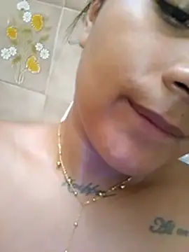 Zoe_Renata