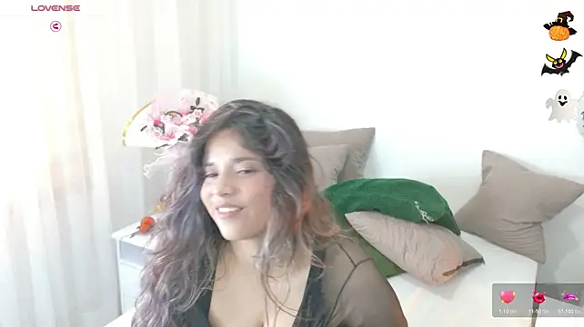 KylieVennet live cam preview