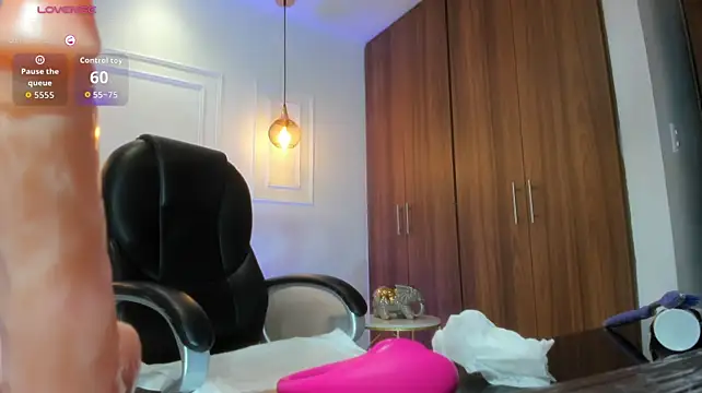 Melodyy_Rouse live cam preview
