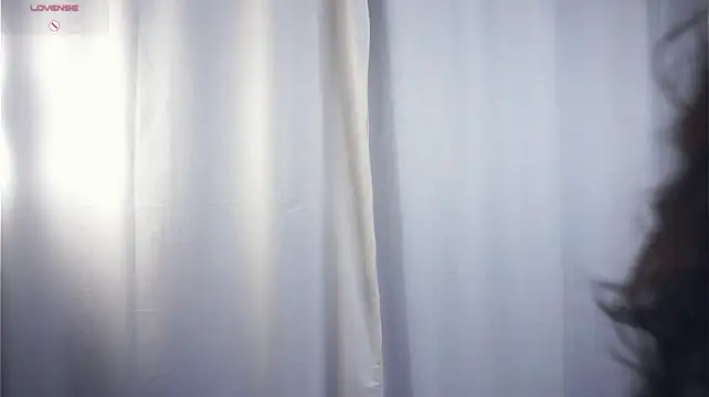 LashundaBudzik live cam preview
