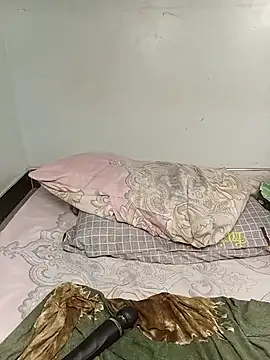 Petite_Nana