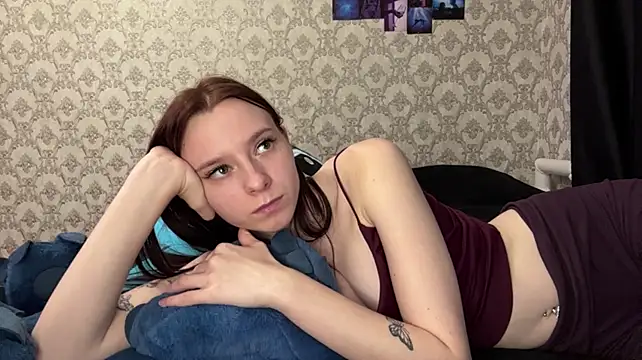 TaynaHauptly live cam preview