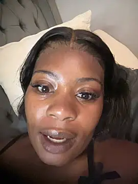 Thethicktities97 live sex cam