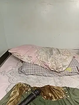 Petite_Nana