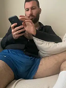 speddy34 (M young) - Show your dick even in rainy weather.