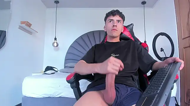 MaxLeons