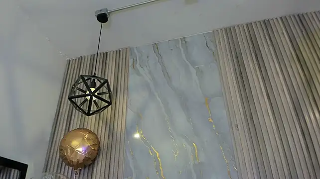 BriannaChelsea live cam preview