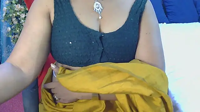 Mallu_Manisha