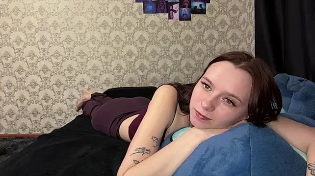 TaynaHauptly live cam preview