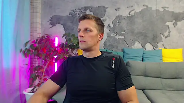 VikingChrisss on Stripchat