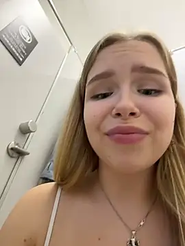 Liza_risky