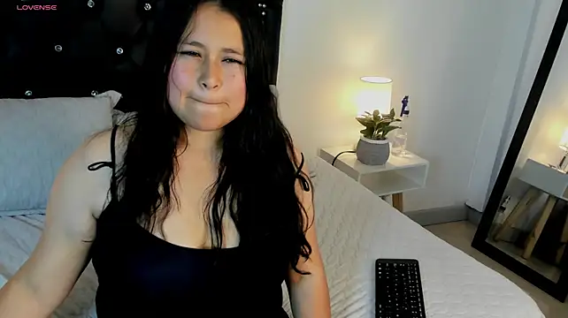 Nicole_Beltran live cam preview