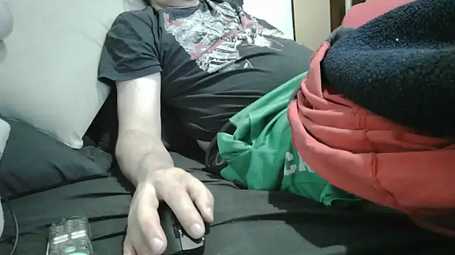 messi_syssy live cam on StripChat