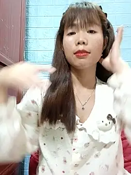 AmyLinee01 live cam preview