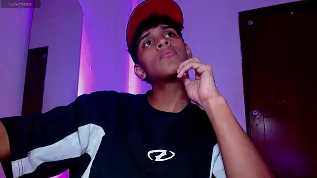 tommy_joyer_ live cam preview