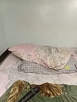Petite_Nana