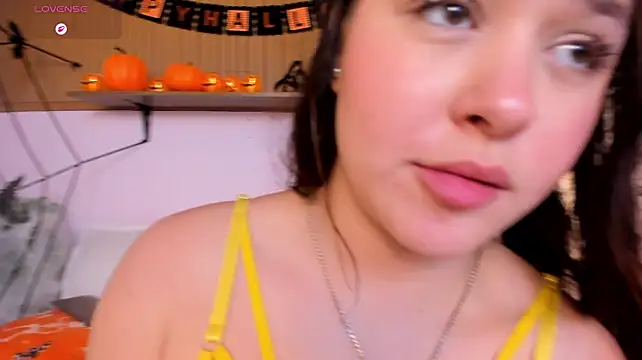 ZoeZulman live cam on StripChat