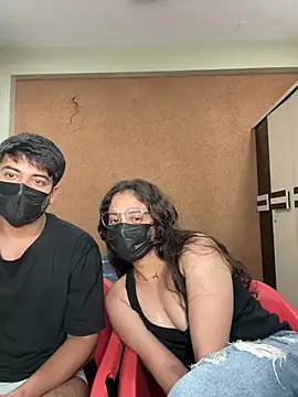 Janvimoon live cam preview