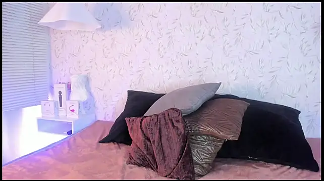 Natasha_Brm live cam preview