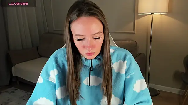 cutienaughtygirl