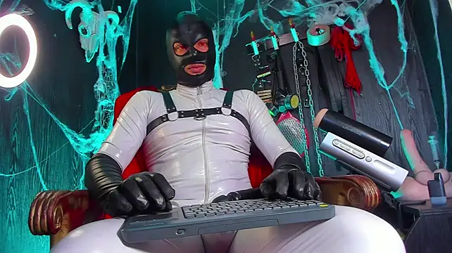 Master_Connor_BDSM
