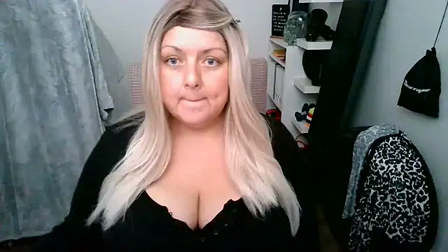 Blonde_Exclusive