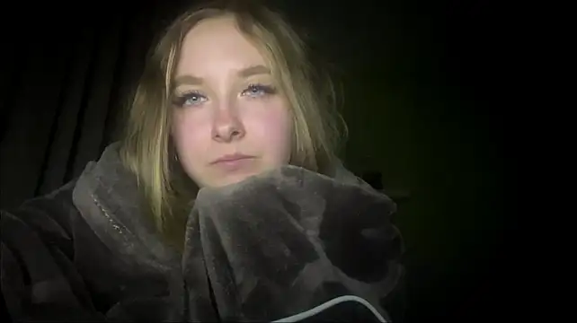 mayafleurr webcam