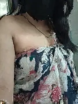 Hot_pooja2