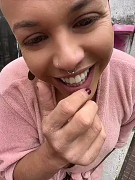 alicetgirlbr (G young) - Naked and Hand Job