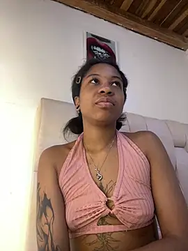 Zaira_Rose_