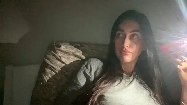 Talyo19 live cam preview