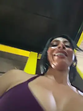 kenia_castro1 live cam preview