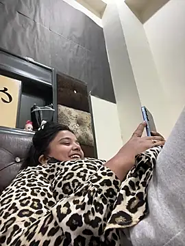 Sexyakansh live cam on StripChat