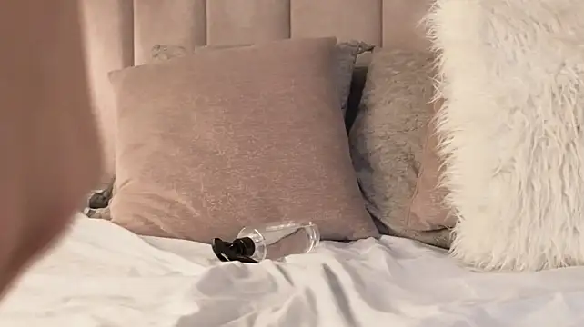 モデル: Nioki_