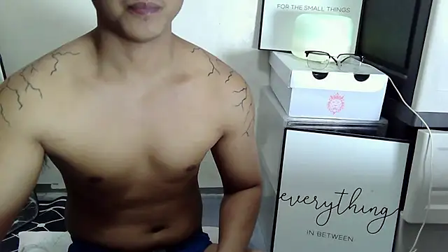 LonelyMark4u webcam