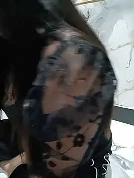 model220021 live cam preview