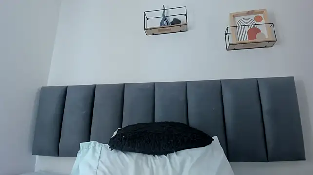MaraOwen_ live cam preview