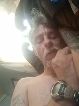 19JaSon83 live cam preview