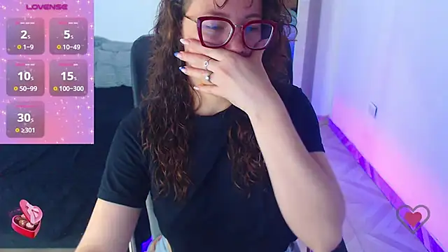 SharonR1 live cam preview