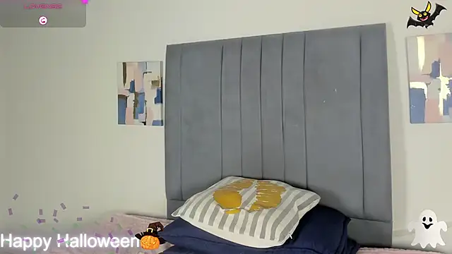 Sophia_Ebony