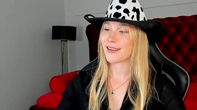 ElaraVoltage