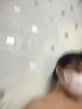 Minni_2k live cam preview
