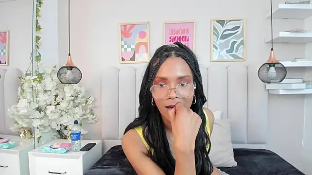 Megan__Hart_