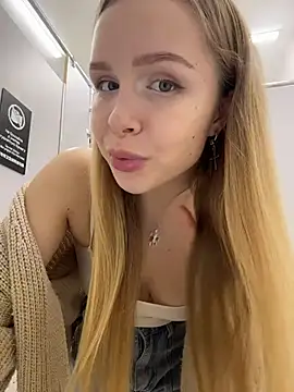 free adult sex chat Liza Risky