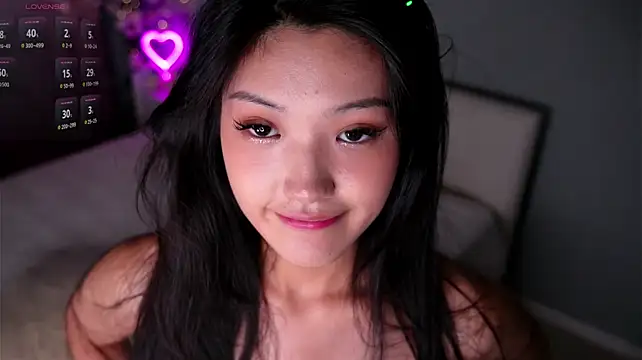 FancyEsten live cam preview