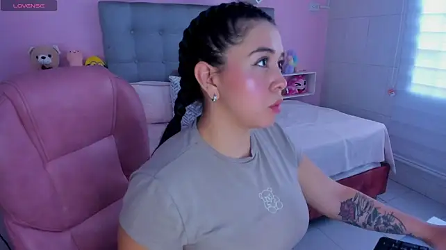 isabella_max7 live cam preview