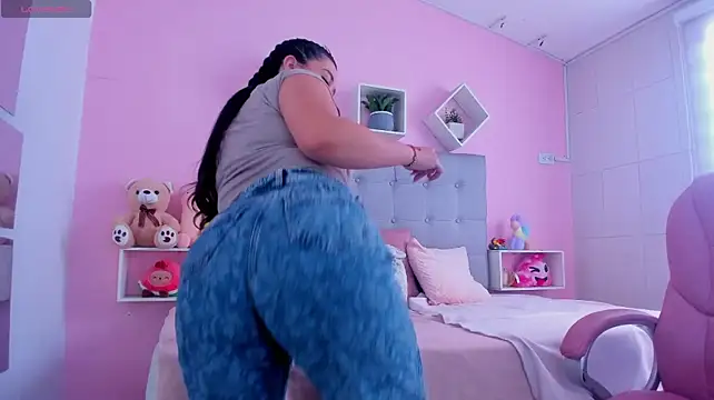 isabella_max7 live cam preview