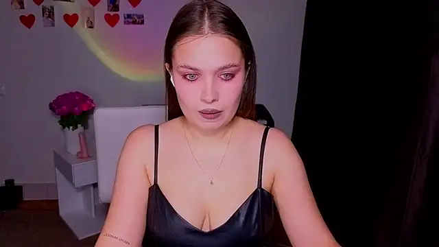 Catherine_Karis live cam on StripChat